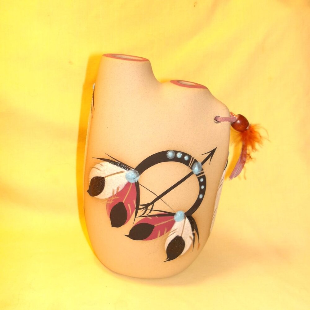 VINTAGE ~~~ ORIGINAL Betty Selby NATIVE POTTERY~~~ Signed